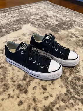 CONVERSE All Star Low-Top Canvas Platform Sneakers (Women’s 7) Black